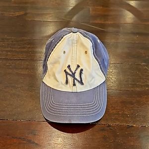 UNISEX NEW YORK YANKEES BASEBALL HAT CAP 47 BRAND GENUINE MERCHANDISE Sz M $35